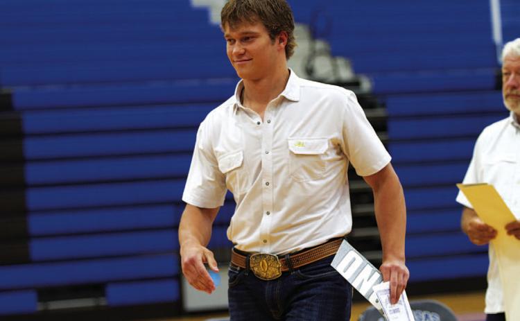 HUNTER KING | DISPATCH RECORD Haegan Oncken was given the Battlin’ Badger award for the boys’ basketball team on Monday.