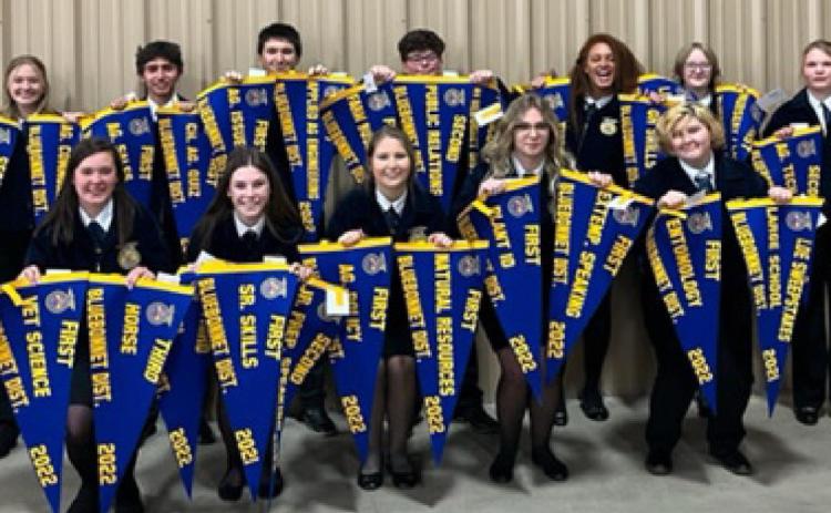 Lampasas FFA chapter brings home banners