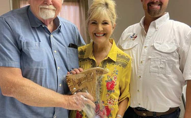 Davis family donates custom grill to Adamsville firefighters
