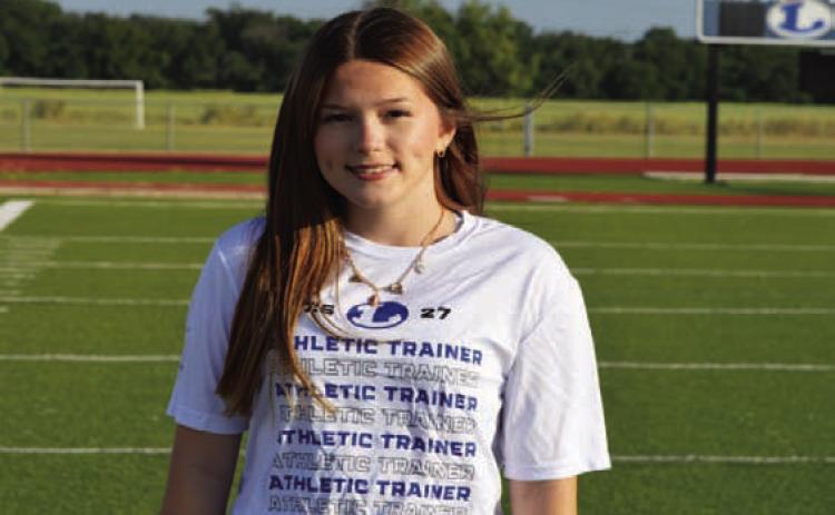 Name: Kylee Fuqua Class: Sophomore Sport: Athletic Training Favorite Athlete: Logan Eggleston Favorite Hobby: Working out Favorite Food: Pizza Favorite Show: Outerbanks