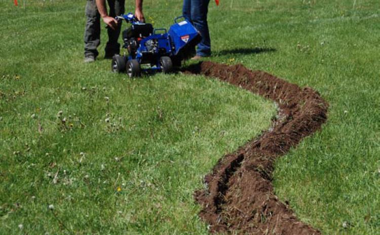 When creating large garden beds, rent a power edger to make the job easier. COURTESY PHOTO | MELINDAMYERS.COM