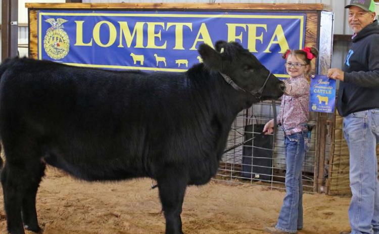MASON HINES | DISPATCH RECORD Kylee Davis earned junior showmanship honors.