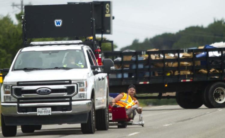 New reflective markers added on U.S. Highway 183