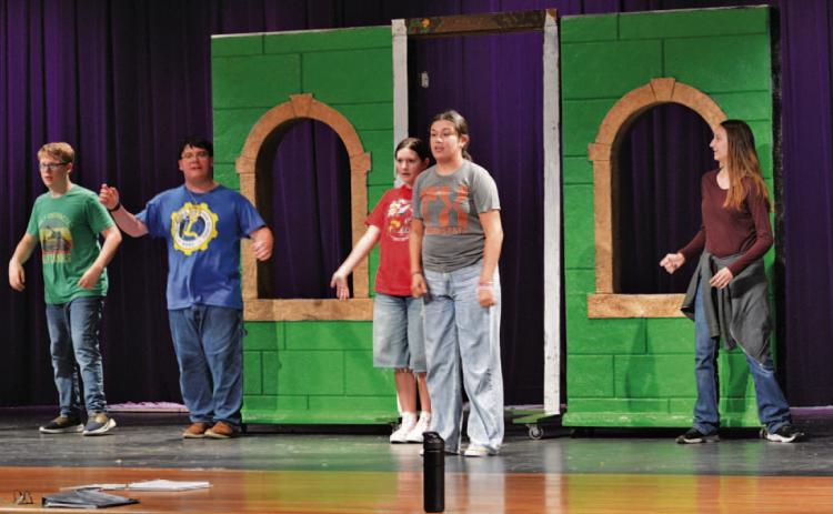 Lampasas High School theatre students go through rehearsal during class last week for their upcoming performance of “The Wizard of Oz.” ERICK MITCHELL | DISPATCH RECORD