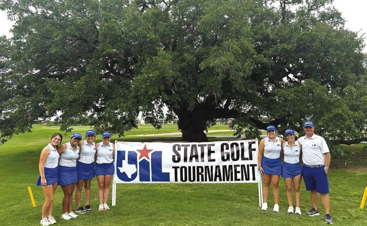 From left, Addison Jacks, Arianna Gonzalez, Paige Rutland, Jennifer Greiner, Avery Hopson, Kenlee Turner and Justin Schulze pose for a photo after the conclustion of the second round of the state tournament. COURTESY PHOTO | LAMPASAS ISD ATHLETICS