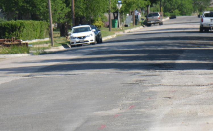 South Live Oak is one of several roads on the city’s proposed mill/overlay projects list. The total cost for work on all 17 street segments, which represent just over a mile of roadway, would be $391,000, officials say. MONIQUE BRAND | DISPATCH RECORD