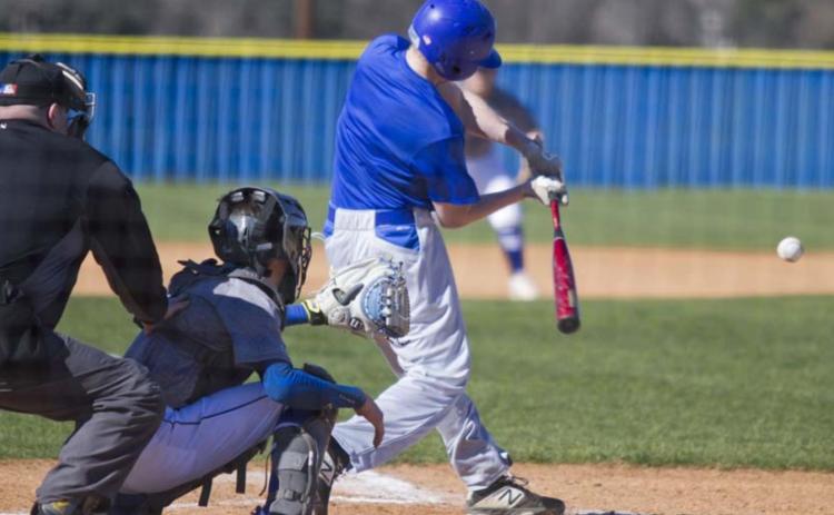 Logan Coleman catches for the Badgers in their first scrimmage of the season on Saturday against Copperas Cove. Lampasas is ranked No. 5 in Region I-4A in the txhighschoolbaseball. com preseason rankings. JEFF LOWE | DISPATCH RECORD