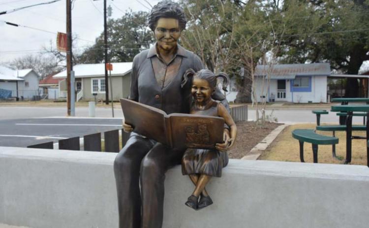 Sculpture depicts the art of storytelling