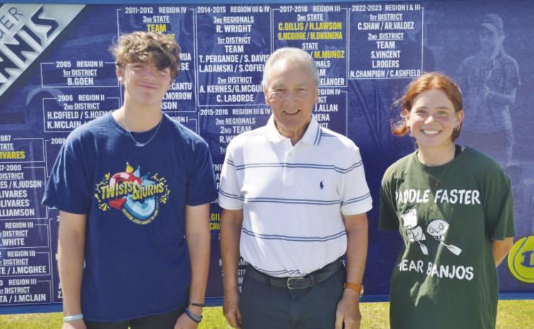 Kaleb Roberts, left, Phillip King and Allison Valdez pose together for a photo at the Lampasas tennis courts. COURTESY PHOTO | KENNETH PEISER
