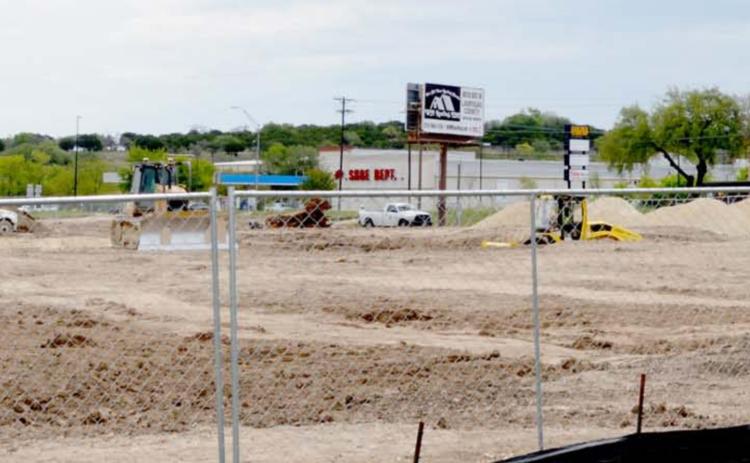 CEFCO convenience store under construction at Central Texas Expressway, East Fourth Street