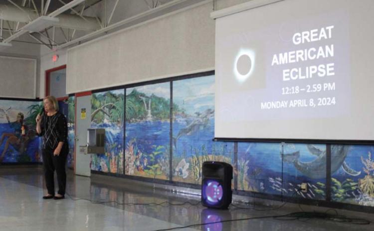 Dianna Hodges outlines reasons why Lampasas will be the best place to view the April 8, 2024 solar eclipse. Her remarks came during a public informational meeting Thursday for those interested in coordinating local eclipse events. VERONICA BUTLER | DISPATCH RECORD